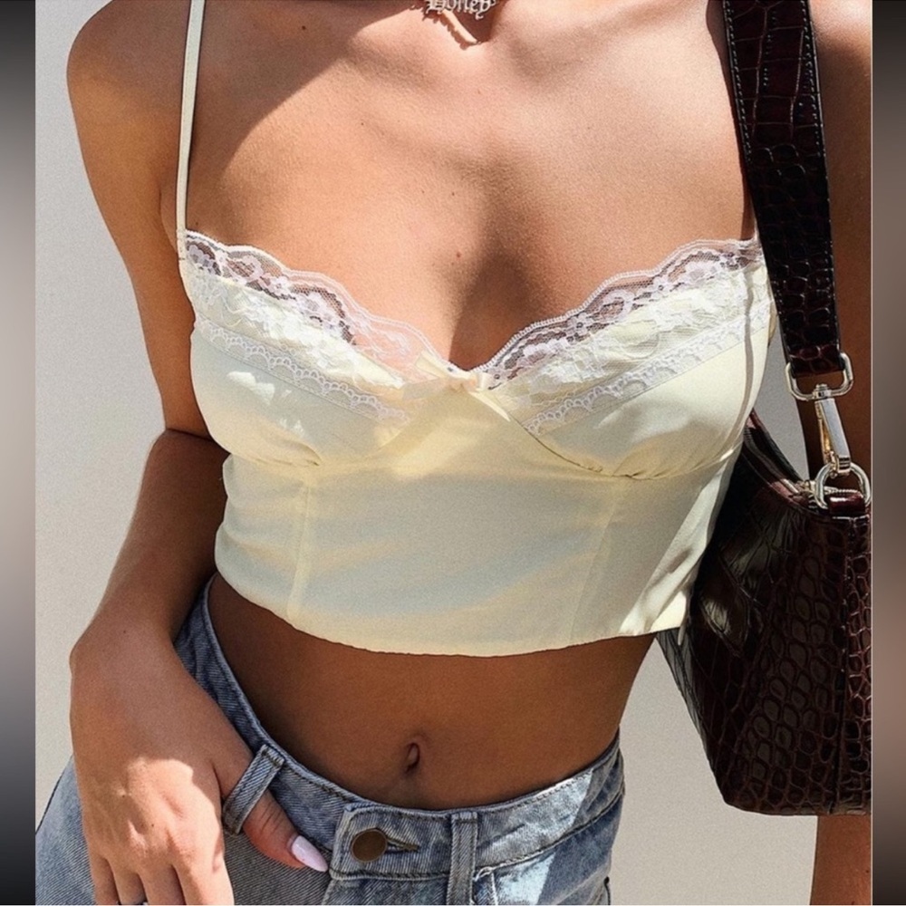 Princess Polly Crop Top Yellow